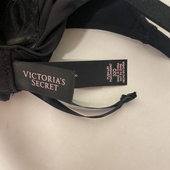 Victoria Secret Black PushUp Bra Size 32D Extra Strap Lightly Padded NEW - Picture 6 of 10